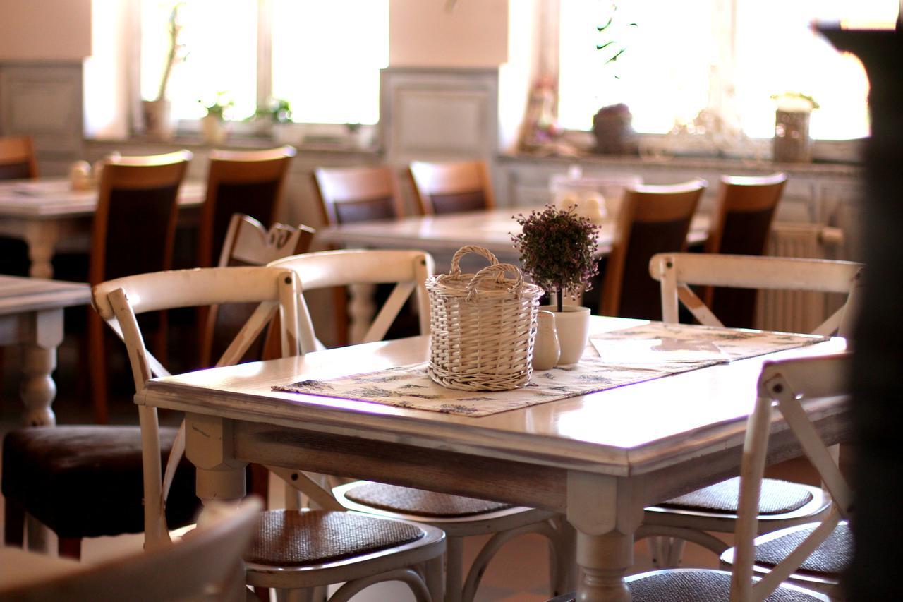 במוטל פופראד Penzion A Restauracia Lavender מראה חיצוני תמונה